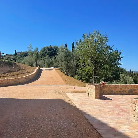 Mami, Siena, Intera A Uso Esclusivo Con Piscina Privata فيلة
